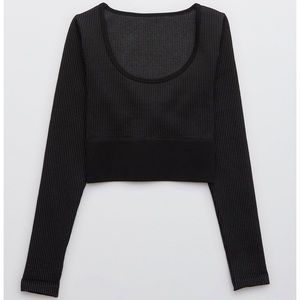 Aerie offline ribbed cropped seamless top.